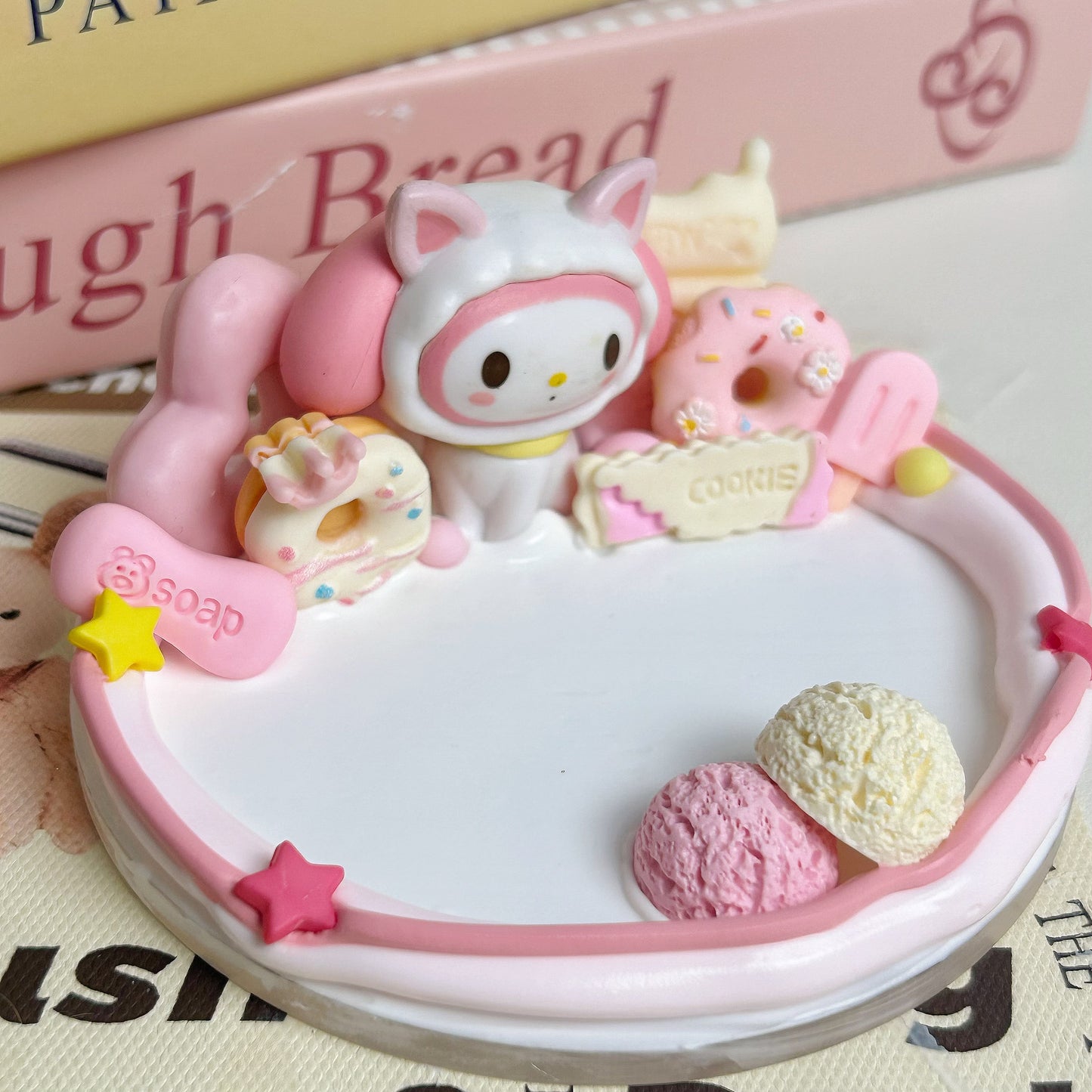 Sanrio Melody and Pompom Purin phone stand