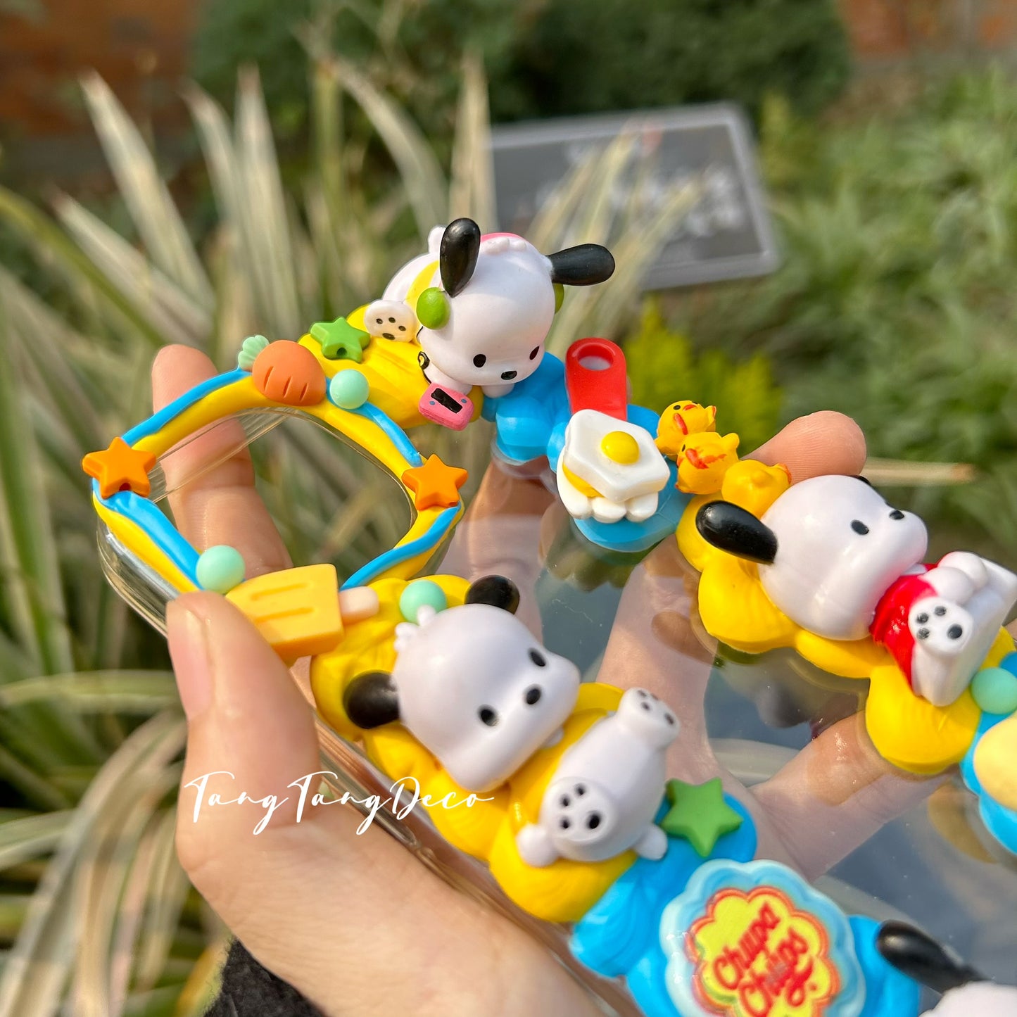 Coque de téléphone Gudetama et Pochacco